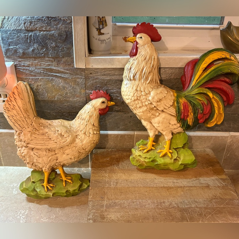 Vintage 1970's "Homco" Farmhouse Rooster and Hen Resin Wall Hanging/Plaques